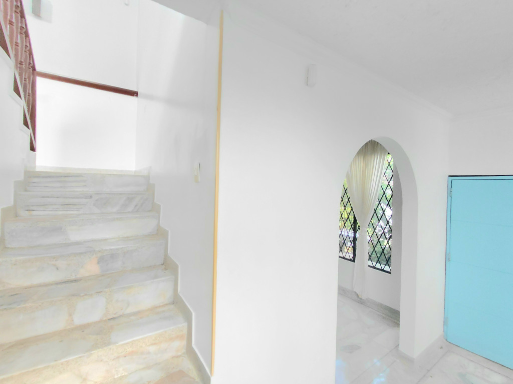 Casa En Venta - Mameyal, Cali