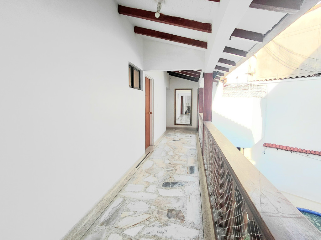 Casa En Venta - Mameyal, Cali