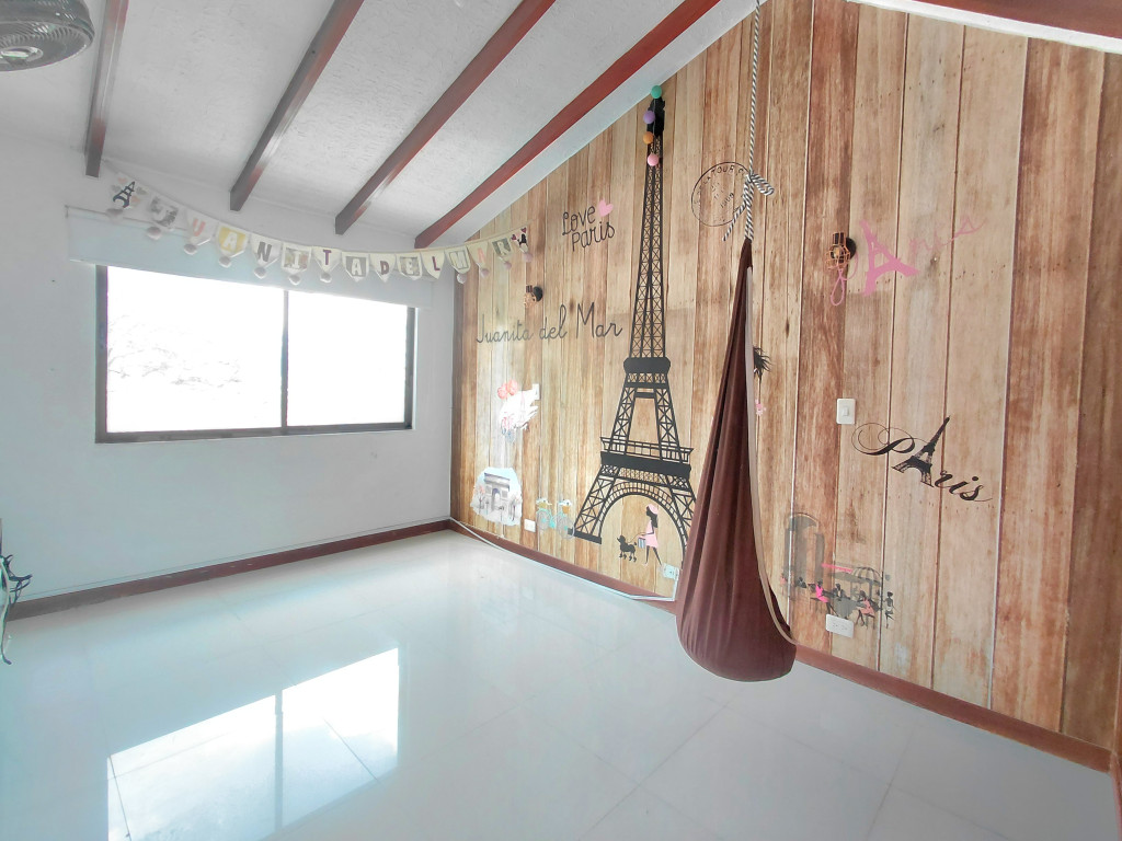 Casa En Venta - Mameyal, Cali