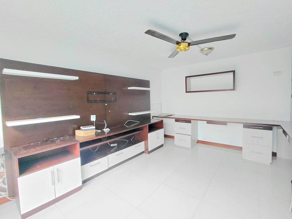 Casa En Venta - Mameyal, Cali
