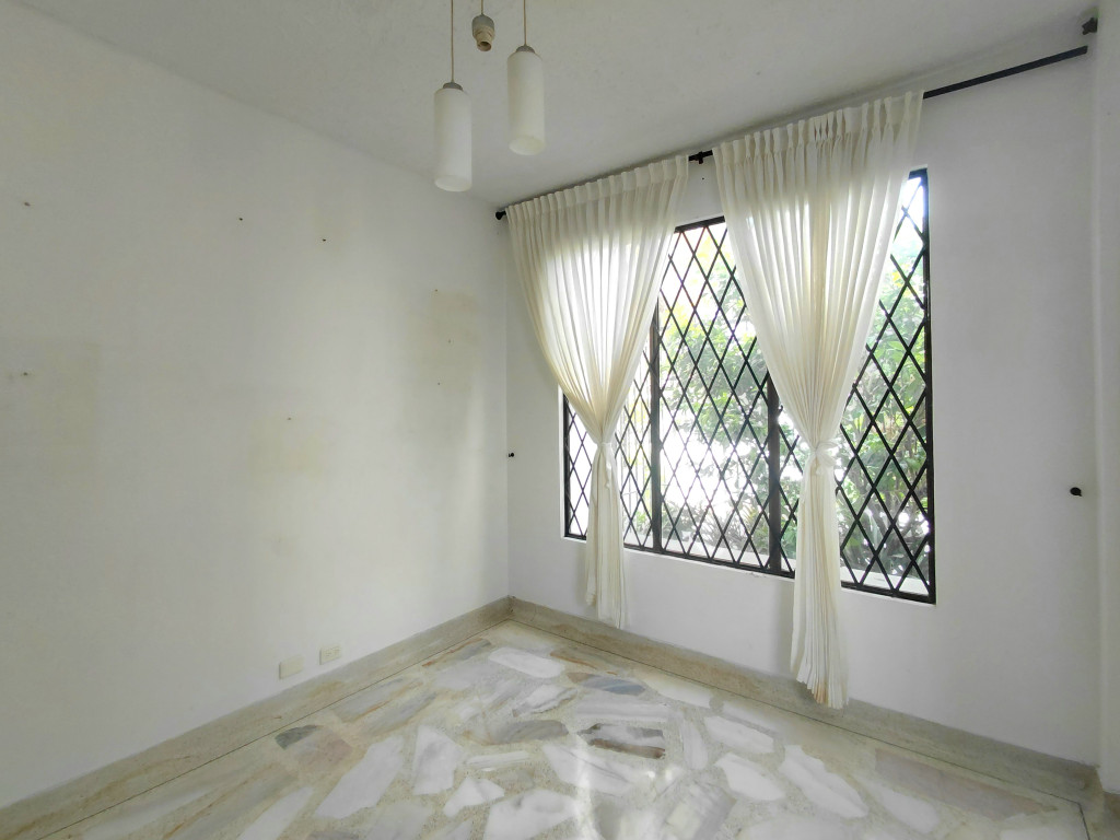 Casa En Venta - Mameyal, Cali