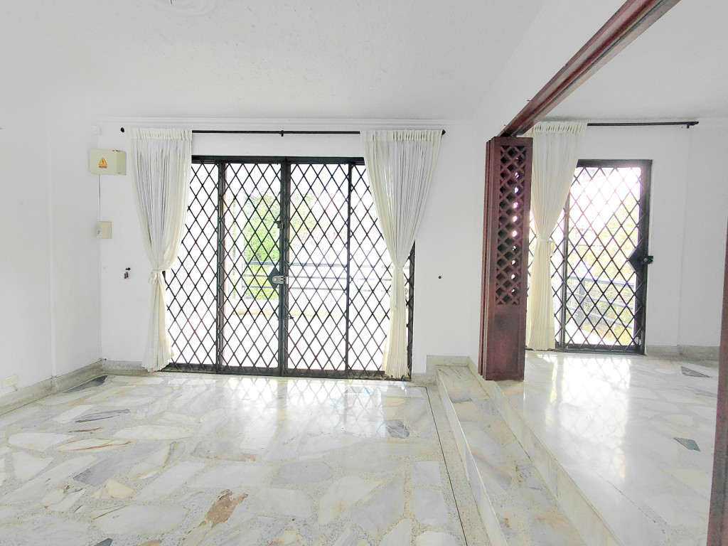 Casa En Venta - Mameyal, Cali