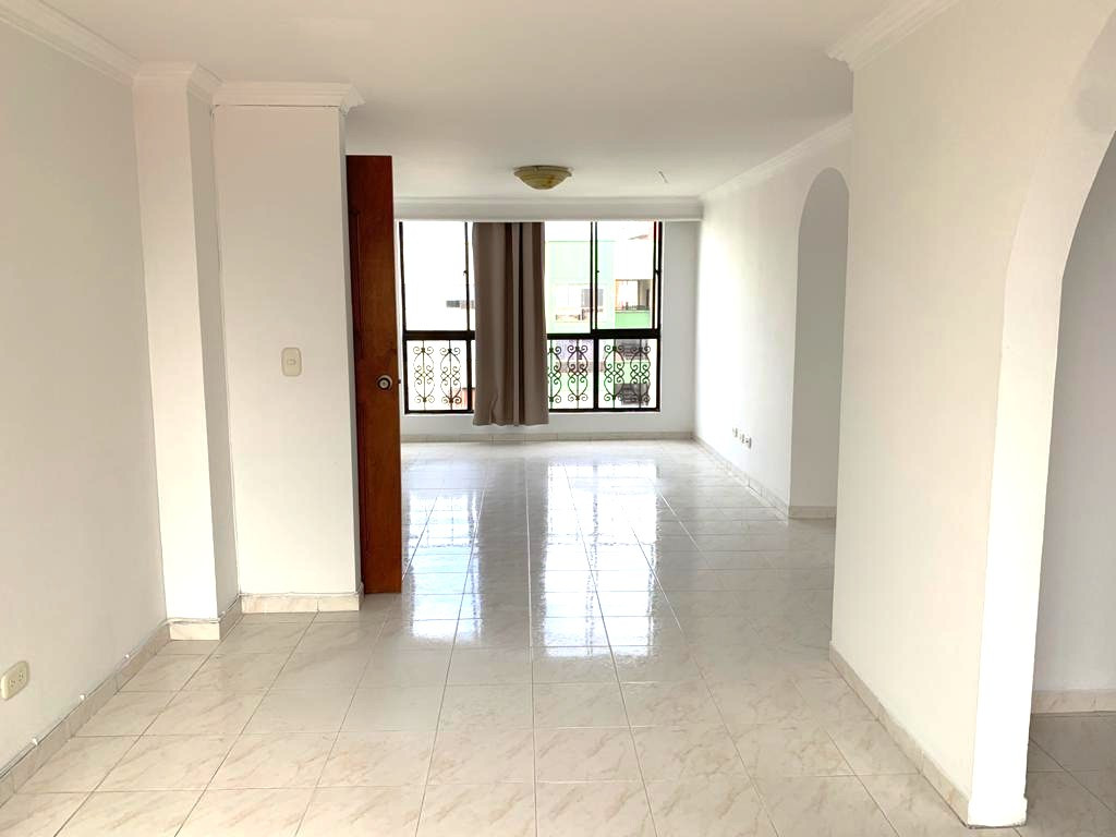 Apartamento En Venta - Altamira, Palmira