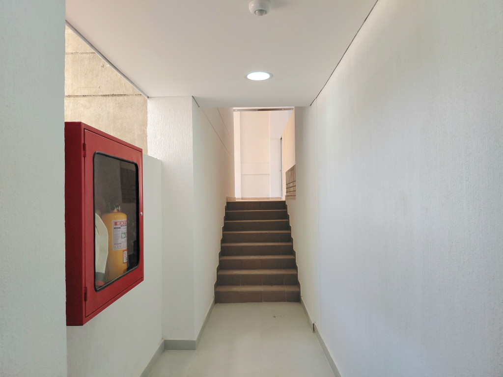 Apartaestudio En Venta - El Limonar, Cali