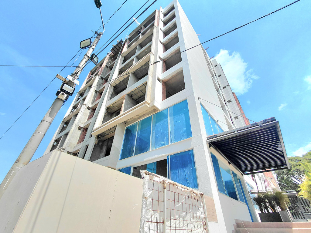 Apartaestudio En Venta - El Limonar, Cali