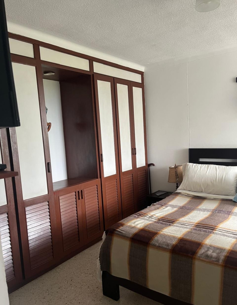 Apartamento En Venta - El Refugio, Cali