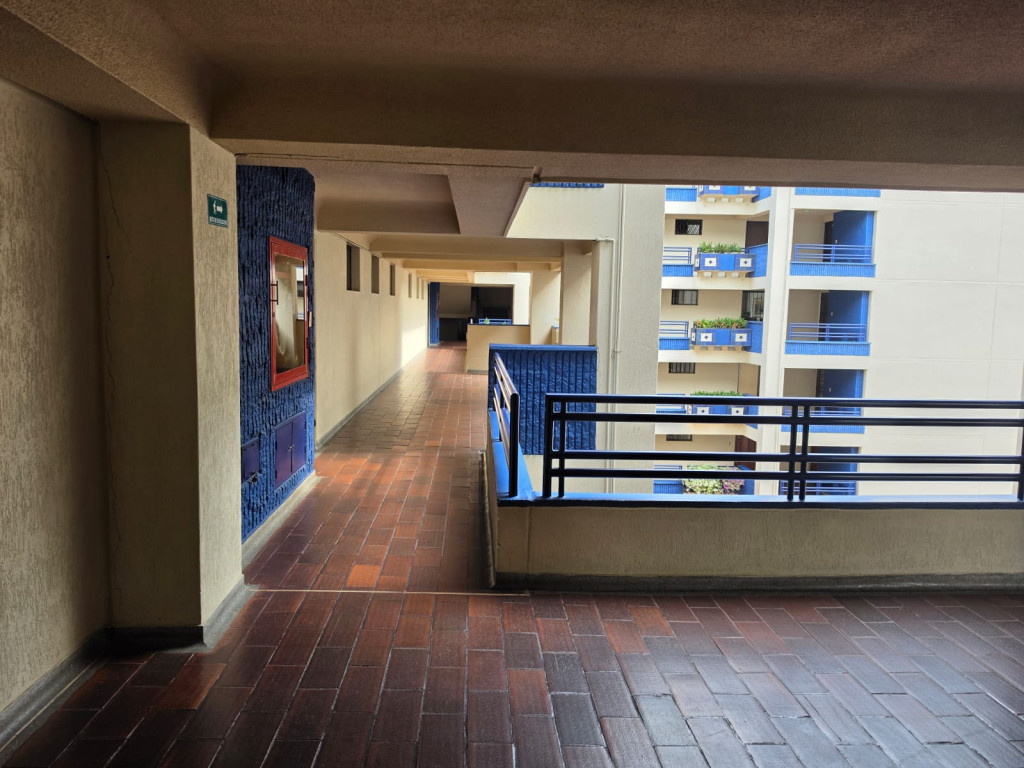 Apartamento En Venta - El Refugio, Cali
