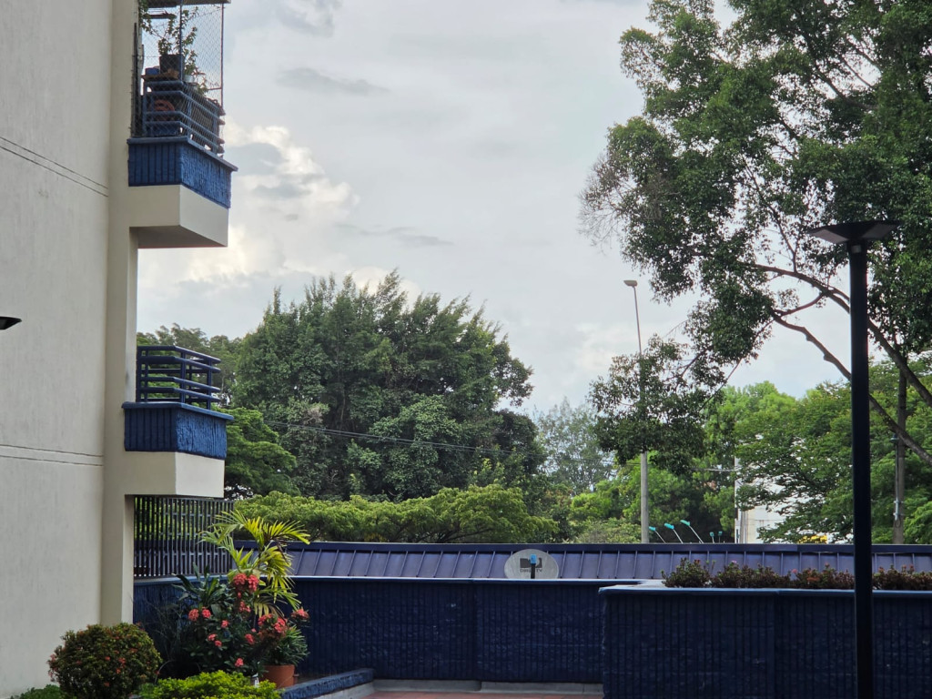 Apartamento En Venta - El Refugio, Cali