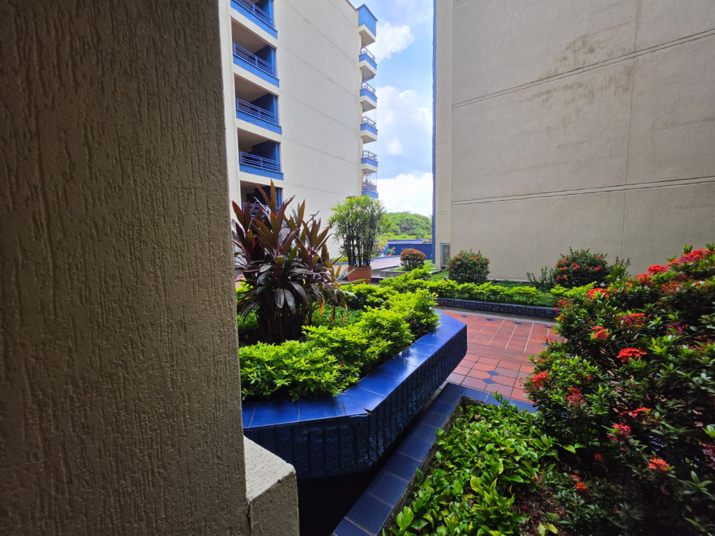 Apartamento En Venta - El Refugio, Cali