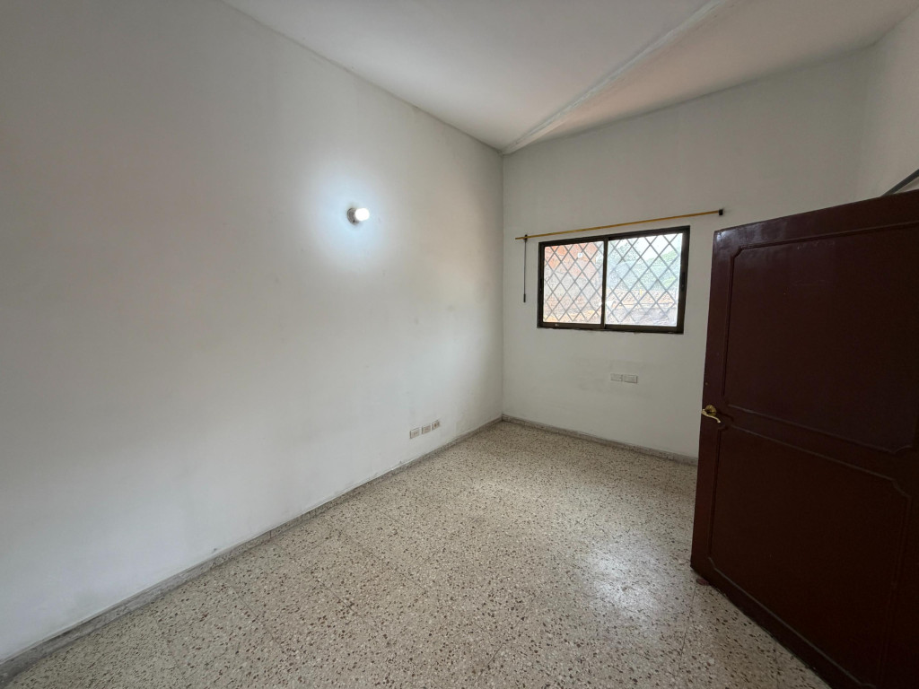 Casas Con Local En Arriendo - Urbanización La Flora, Cali