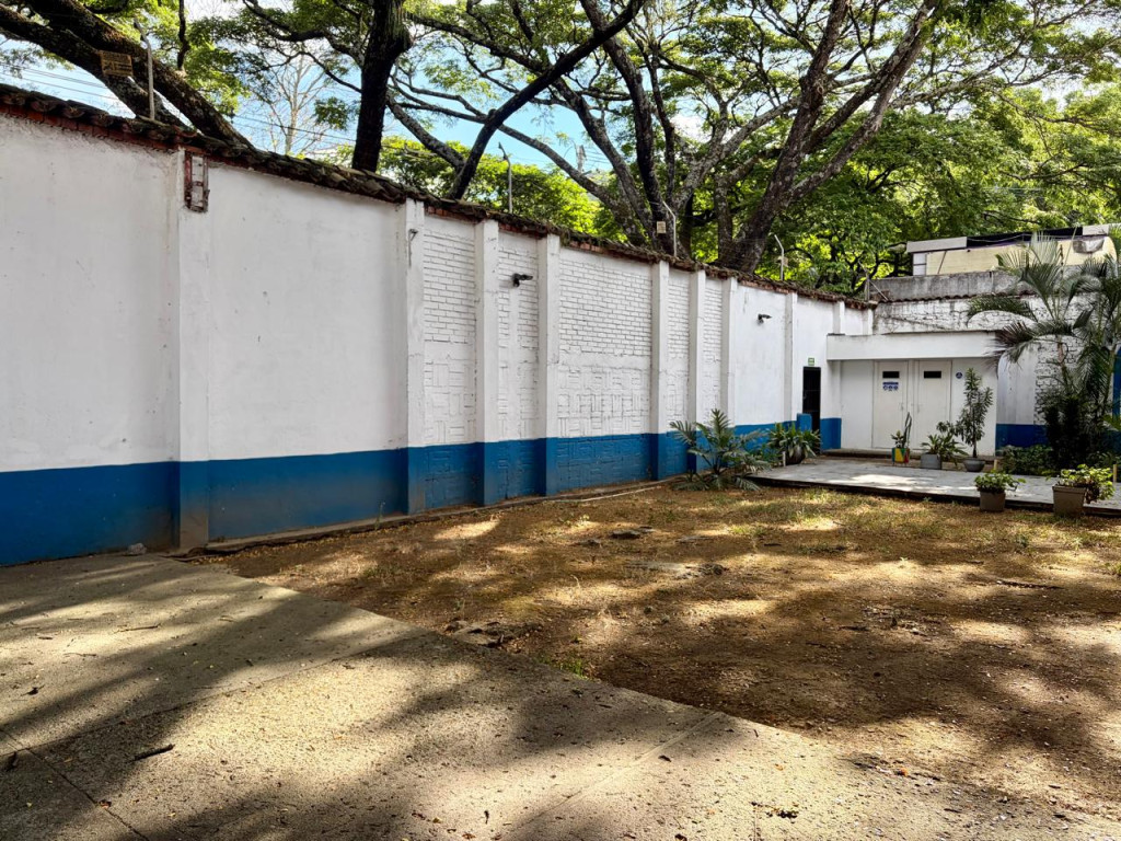 Local En Arriendo/Venta - Cuarto De Legua - Guadalupe, Cali