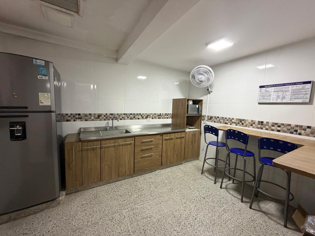 Local En Arriendo/Venta - Cuarto De Legua - Guadalupe, Cali