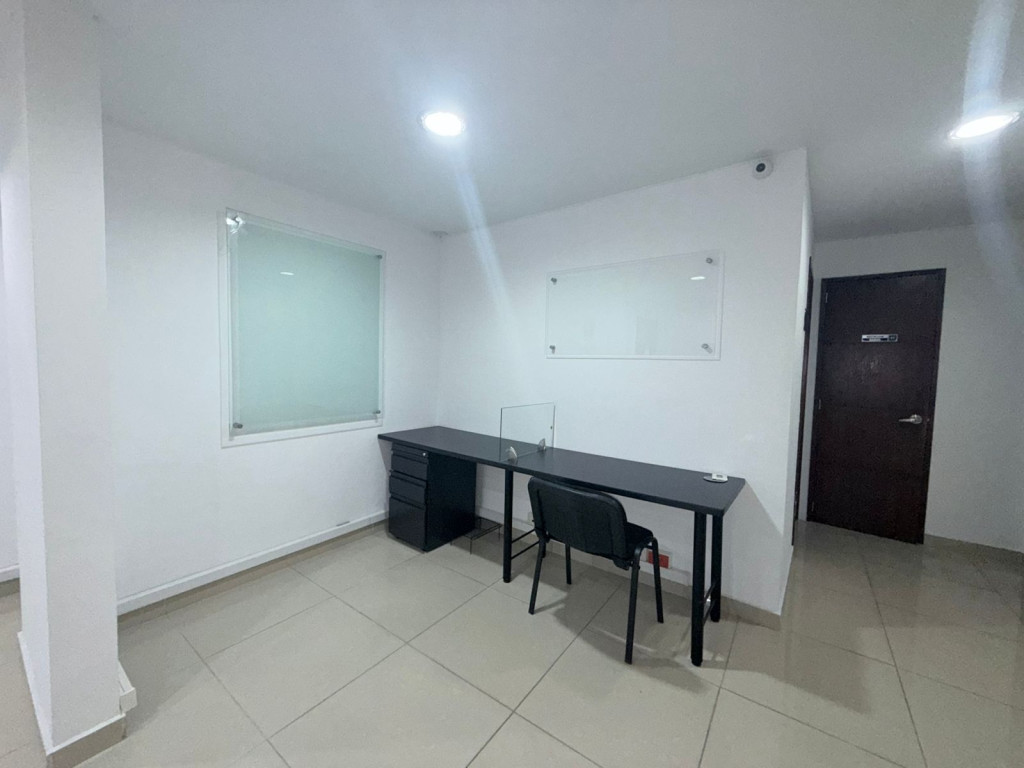 Oficina En Arriendo - Centenario, Cali
