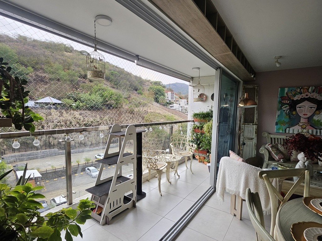 Apartamento En Venta - Menga, Cali
