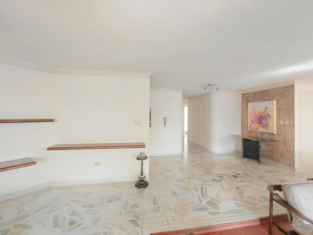 Apartamento En Venta - Versalles, Cali
