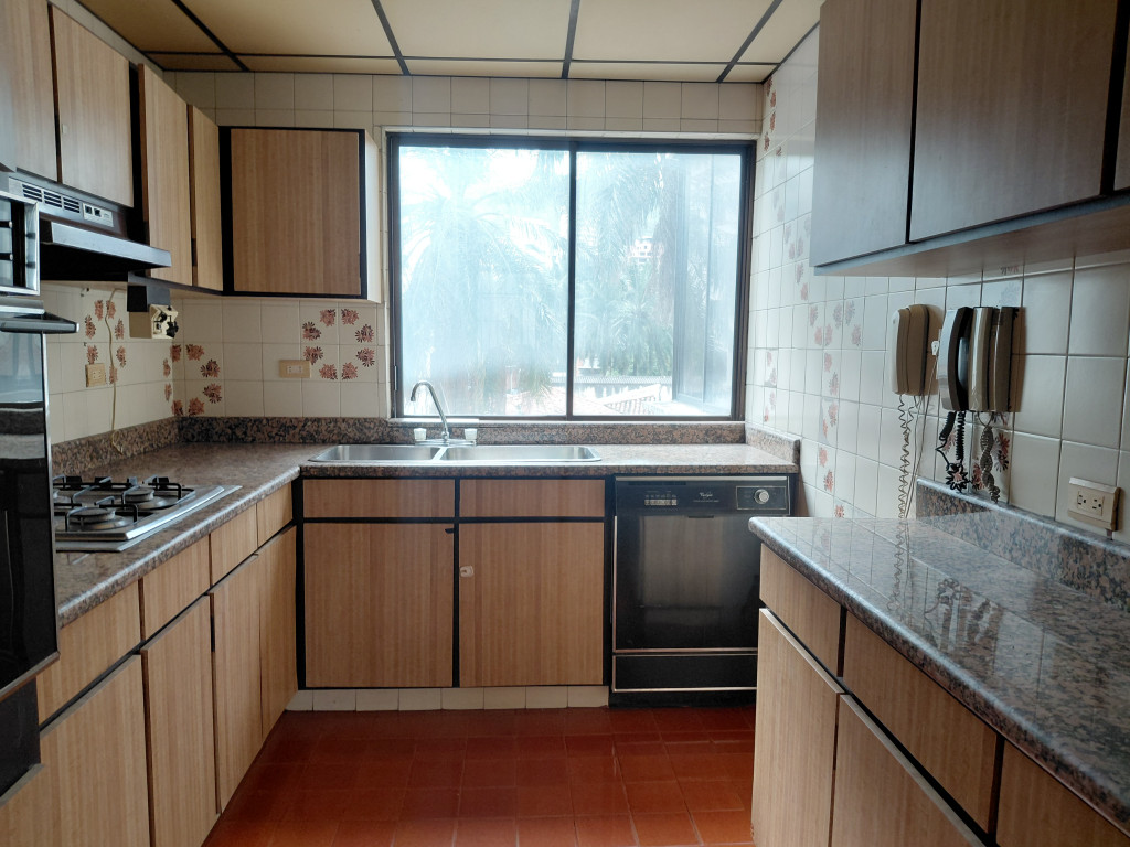 Apartamento En Venta - Versalles, Cali