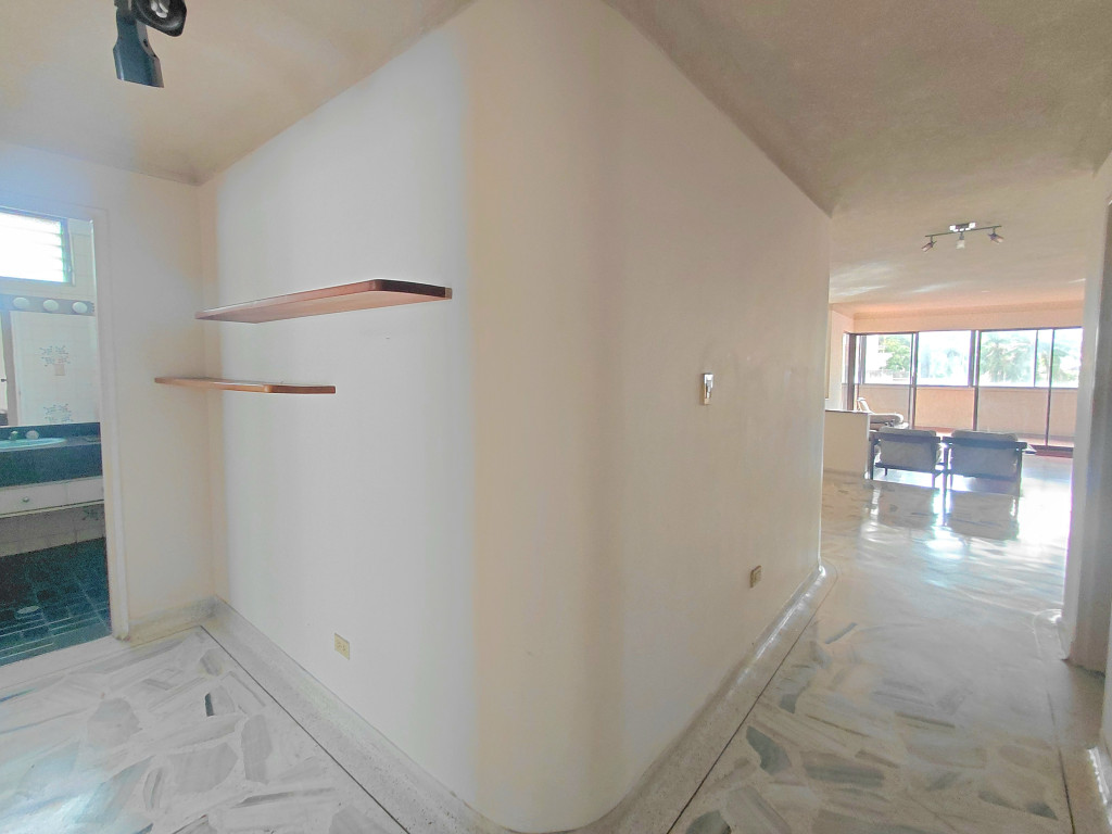 Apartamento En Venta - Versalles, Cali