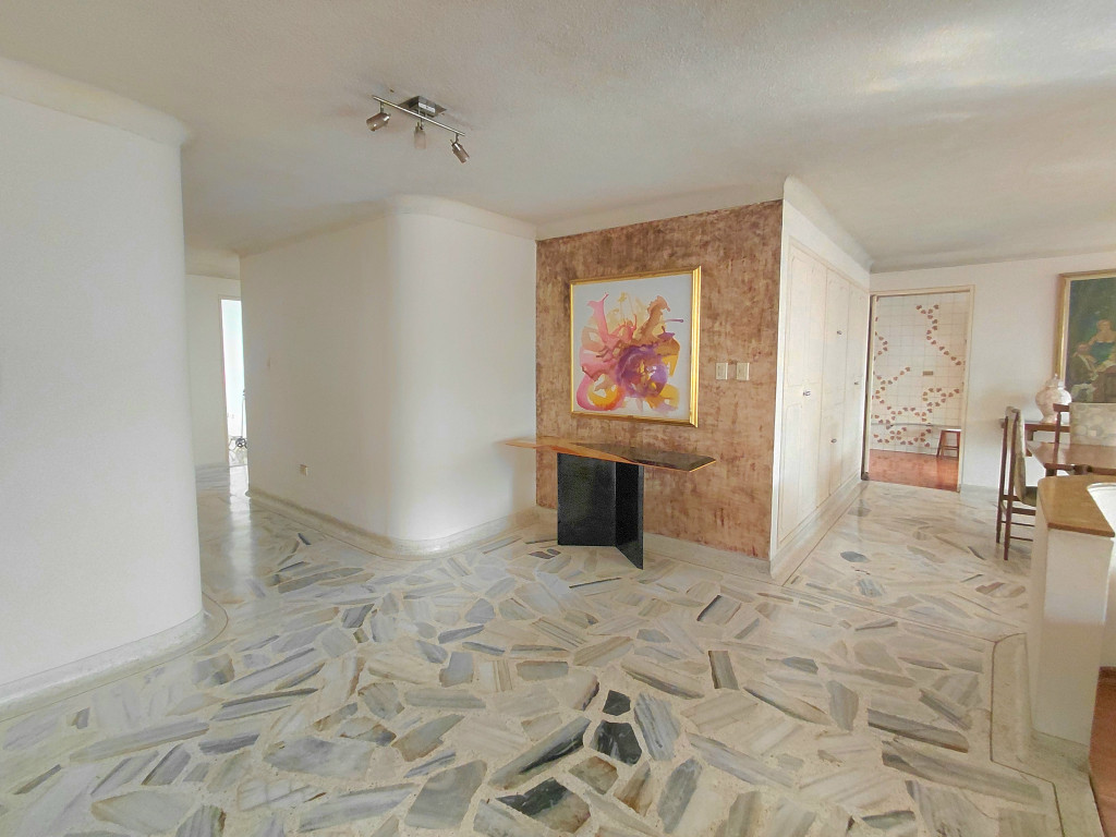 Apartamento En Venta - Versalles, Cali
