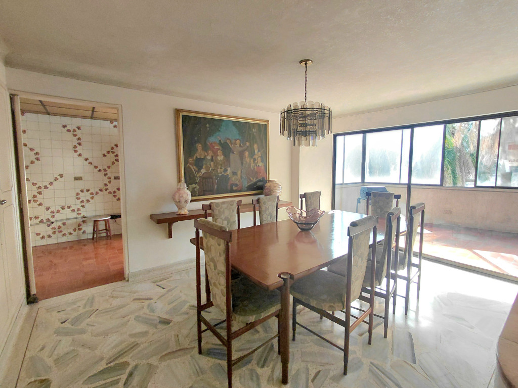 Apartamento En Venta - Versalles, Cali