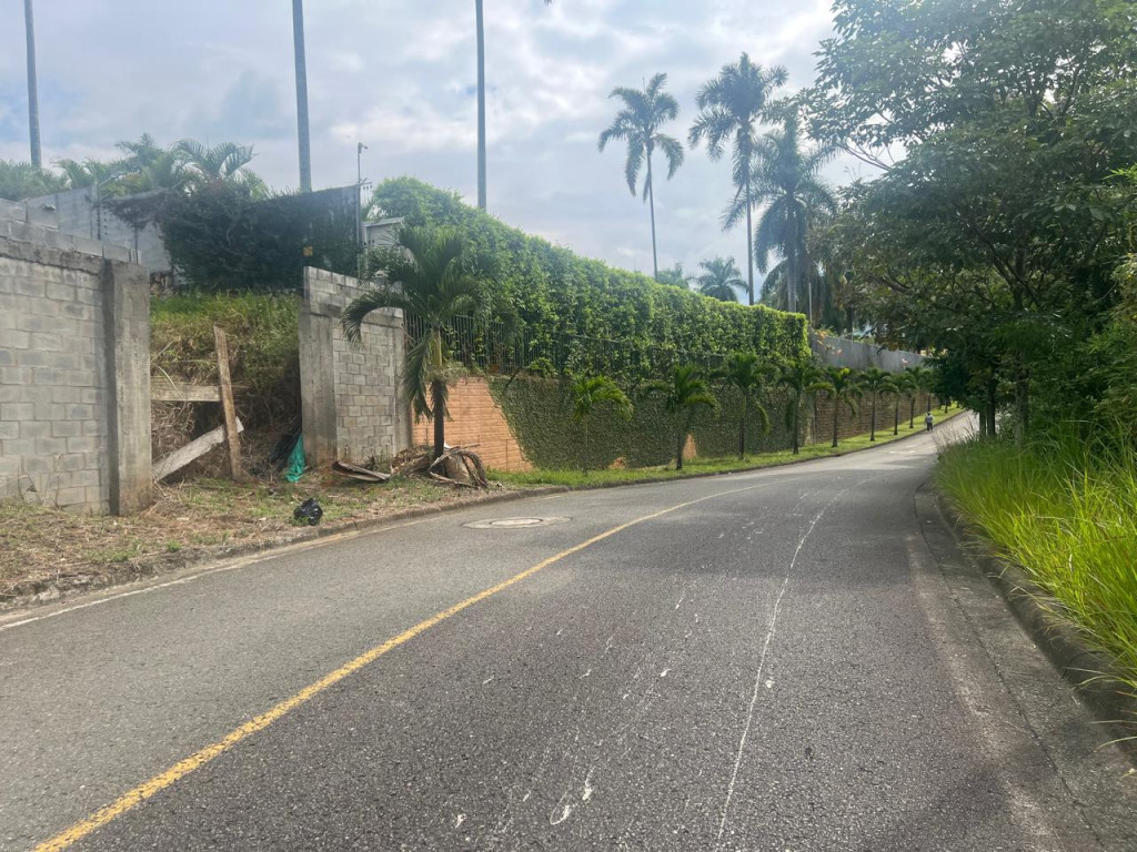 Lote En Venta - Cgto La Buitrera Vda La Buitrera Mz 6 L3, Cali