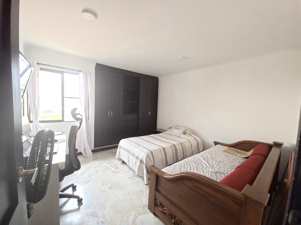 Apartamento En Venta - Mameyal, Cali