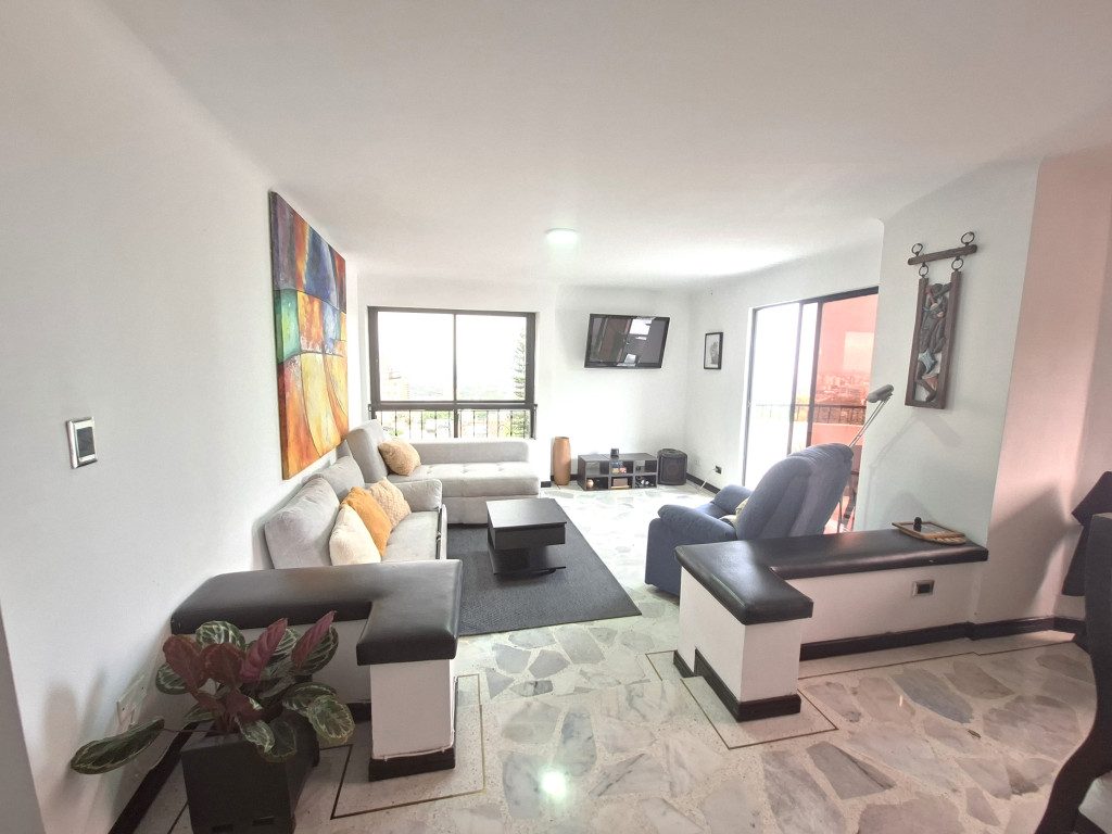 Apartamento En Venta - Mameyal, Cali