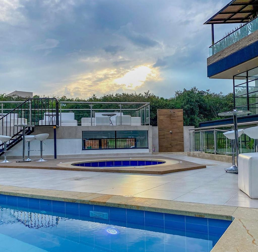 Apartaestudio En Arriendo/Venta - Pance, Cali