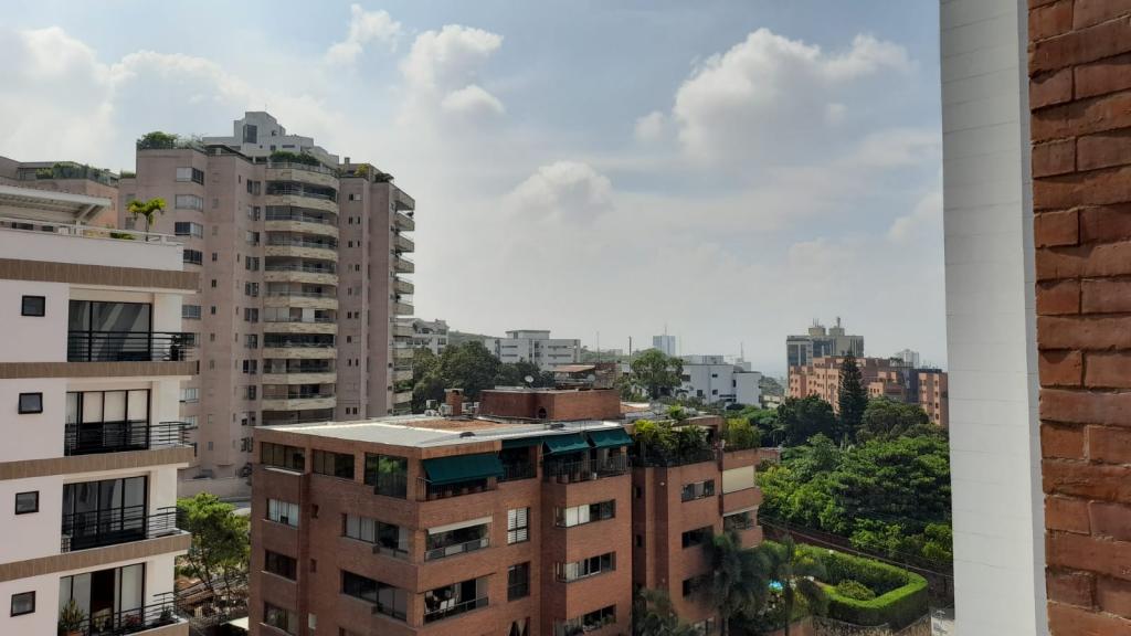 Apartamento En Venta - Normandia, Cali