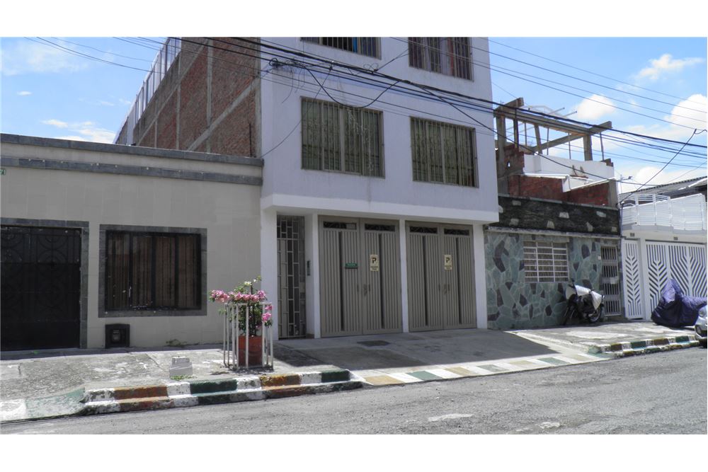 Edificio En Venta - Atanasio Girardot, Cali