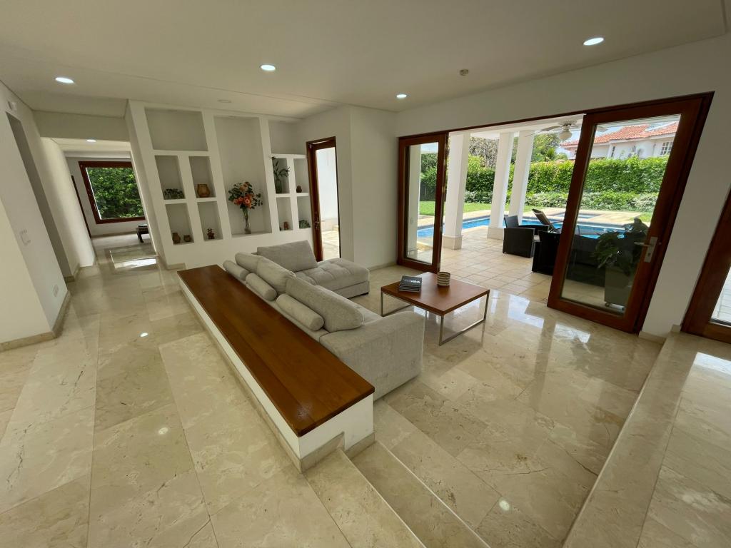 Casa Campestre En Arriendo - Pance, Cali