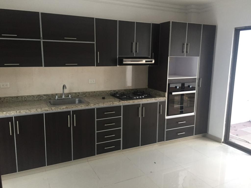 Casa En Venta - Urbanización La Flora, Cali