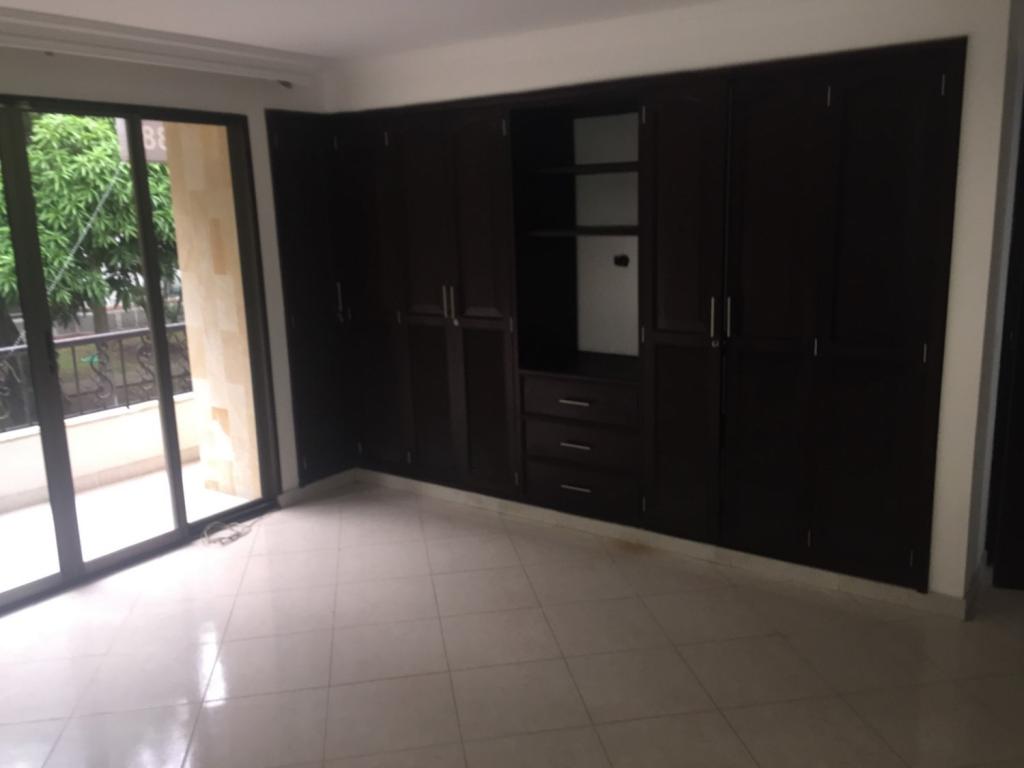 Casa En Venta - Urbanización La Flora, Cali