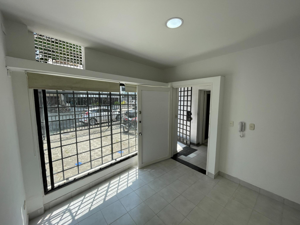 Apartaestudio En Arriendo - San Vicente, Cali