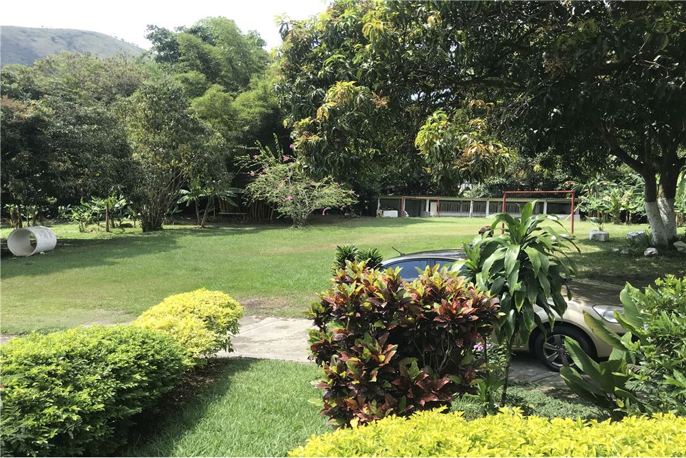 Casalotes En Venta - Montebello, Cali