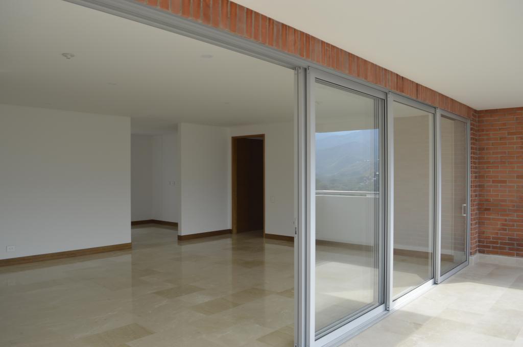 Apartamento En Venta - Santa Teresita, Cali