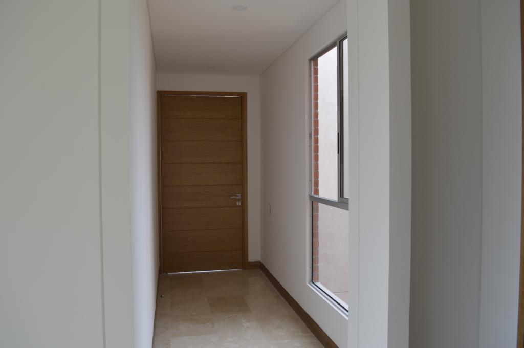 Apartamento En Venta - Santa Teresita, Cali