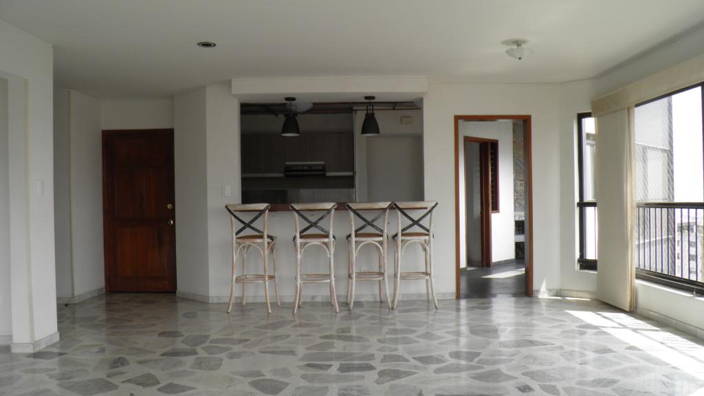 Apartamento En Arriendo - Normandía, Cali