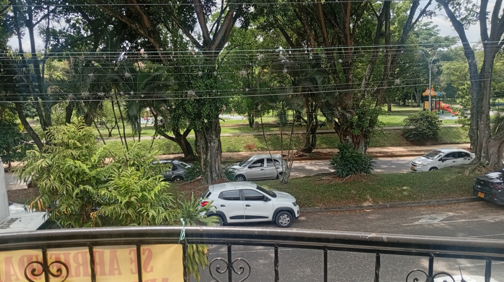 APARTAESTUDIO EN ARRIENDO