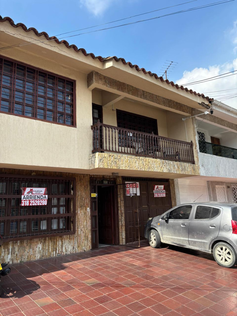 CASA EN ARRIENDO/VENTA