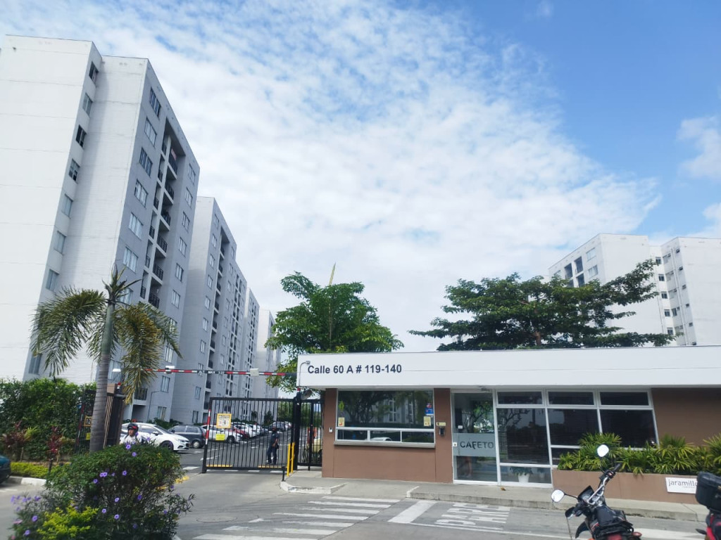 APARTAMENTO EN ARRIENDO