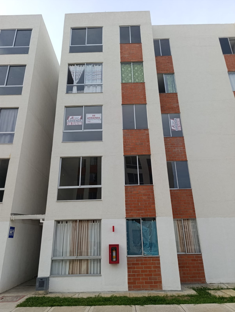 APARTAMENTO EN ARRIENDO