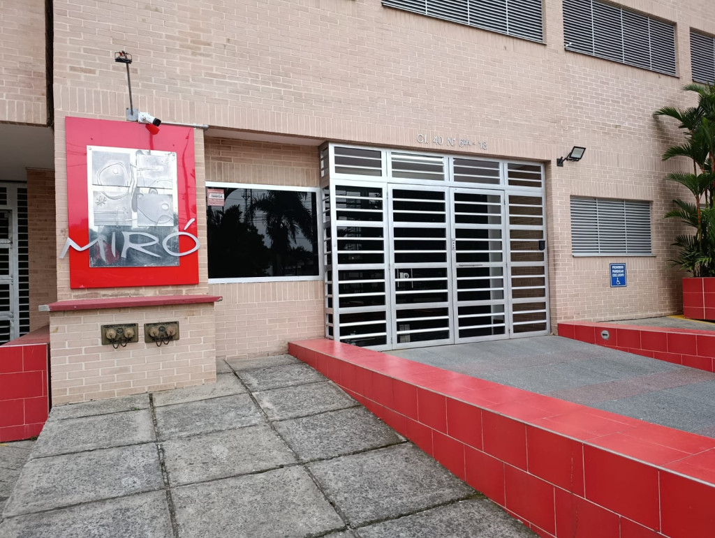 APARTAMENTO EN ARRIENDO