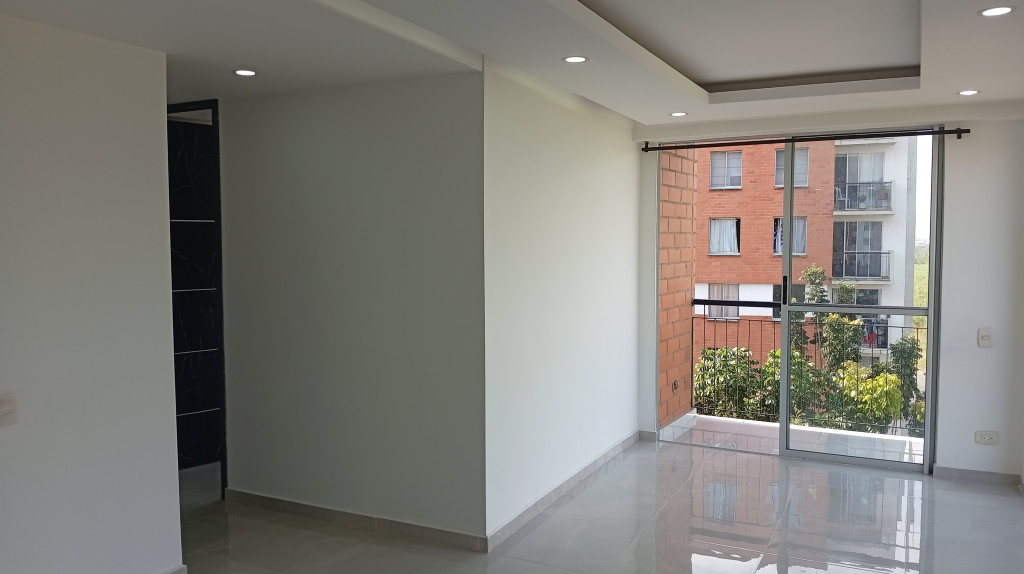 APARTAMENTO EN ARRIENDO