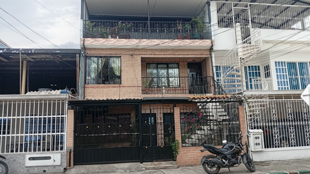 APARTAMENTO EN ARRIENDO