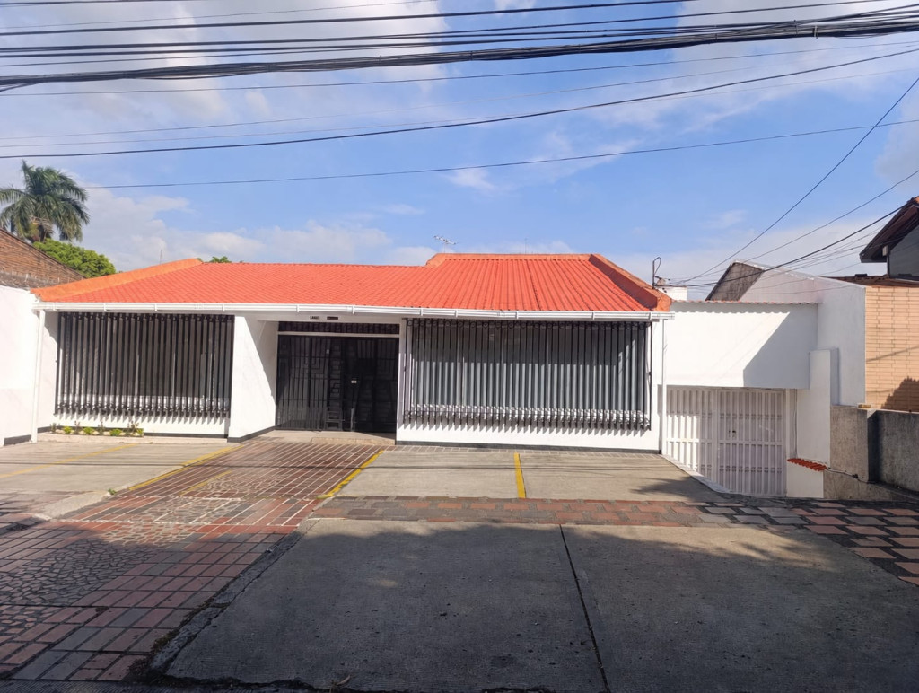 CASA EN ARRIENDO