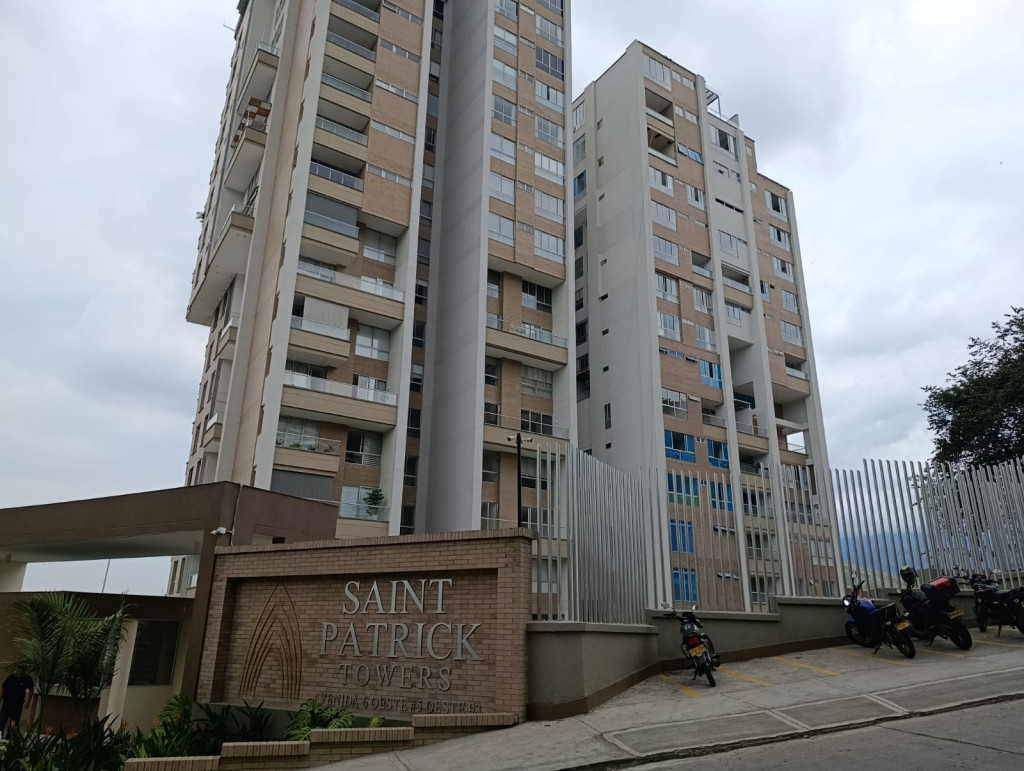 APARTAMENTO EN ARRIENDO