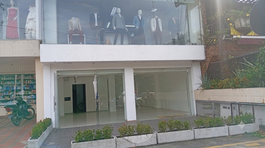 LOCAL EN ARRIENDO