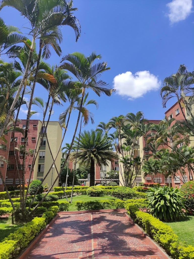 APARTAMENTO EN ARRIENDO