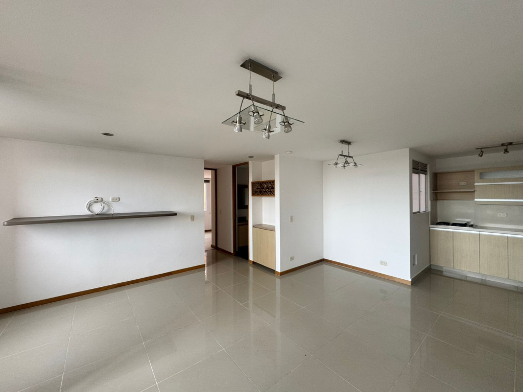 Apartamento - arriendo - Los Colegios