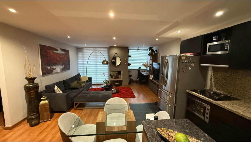 Apartamento en arriendo, código 4951